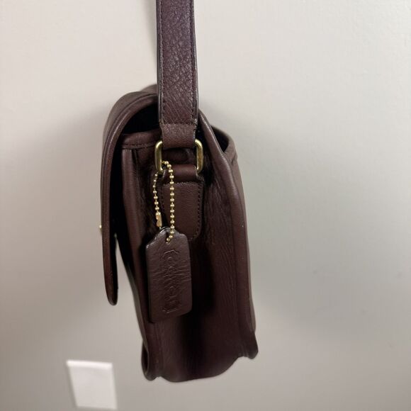Vintage COACH Brown Leather City Bag Shoulder Bag Handbag #9790 Keychain - Picture 4 of 15